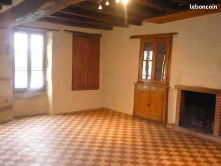 vends maison de bourg