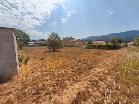 terrain constructible de 1 000 m² – hérépian (34600) – 120 000