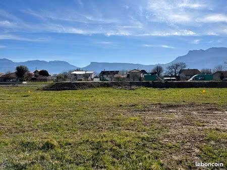 terrain 228 m² tullins