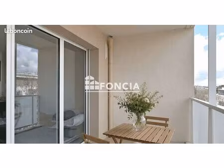 castelnau-le-lez studio 23 m2 avec terrasse et stationnement