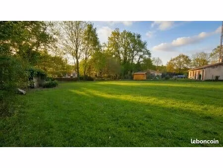 terrain 493 m² brach