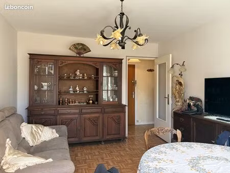 appartement 3 pièces 42 m²