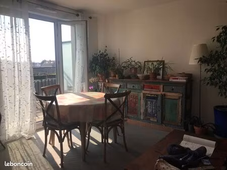 appartement f2 lumineux avec balcon et parking – nangis (77) centre  proche gare et commer