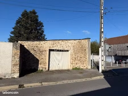 garage/box 100 m² faremoutiers