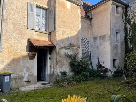 maison 3 pièces 80 m²