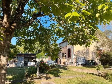 maison individuelle à rénover sur terrain clos de 1550m2