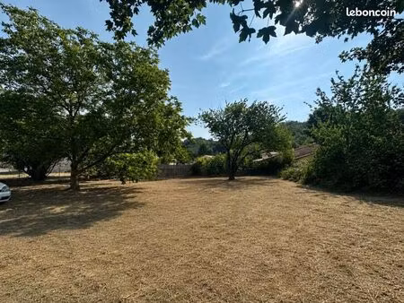 terrain 1 119 m² muret
