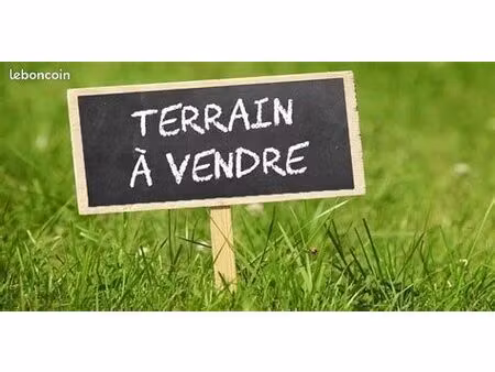 terrain 1ère ligne - libre constructeur