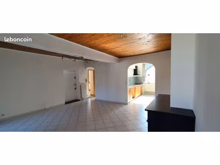appartement t3 à vizille avec parking