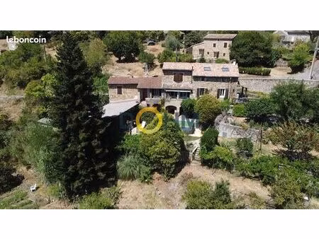 mas 4 pièces 120 m²