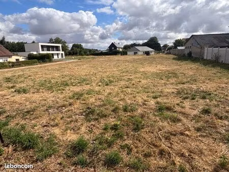 terrain à bâtir viabilisé de 1025 m2