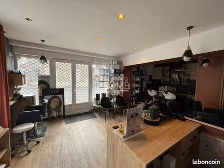 fonds de commerce salon de coiffure 33 m²