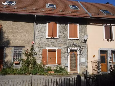 maison rez de jardin 83 m2 laffrey