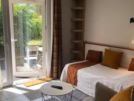 studio meuble avec parking