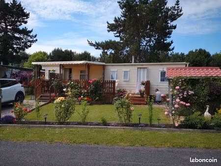 mobil-home 36 m² style anglais - 3 chambres - camping de l'abime à picquigny (80)