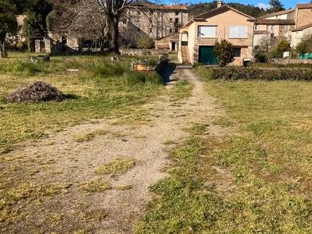 maison sur terrain de 900 m2