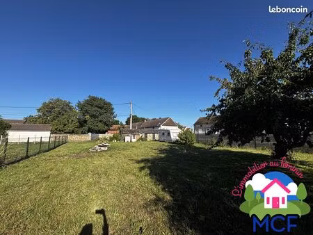 terrain 820 m² longnes