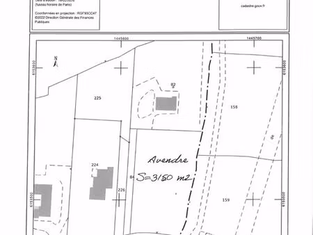 terrain 3150 m2