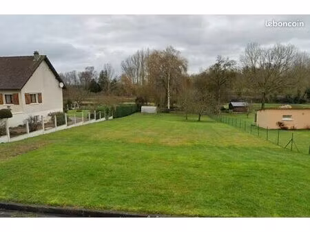 terrain 1 055 m² hangest sur somme