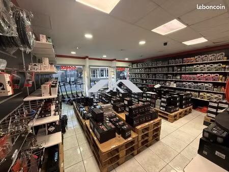 local commercial 65 m² saint joseph