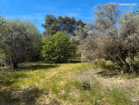 terrain de 470 m² viabilisé a vailhauquès