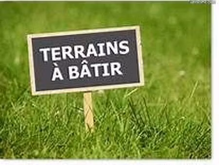 terrain viabilisé de 682 m²