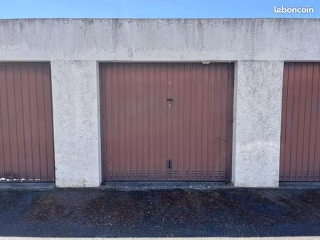 garage/box 15 m² le pont chretien chabenet