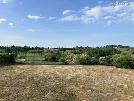 terrain 1 350 m² baurech