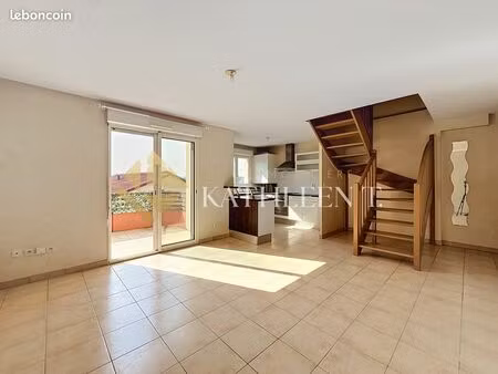 duplex 4 pièces 77 m²