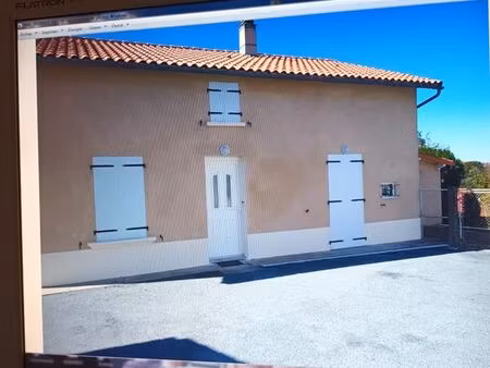 maison à chef boutonne 79110