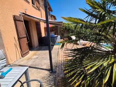 maison les avenieres