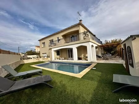 maison 185m² piscine 5 chambres