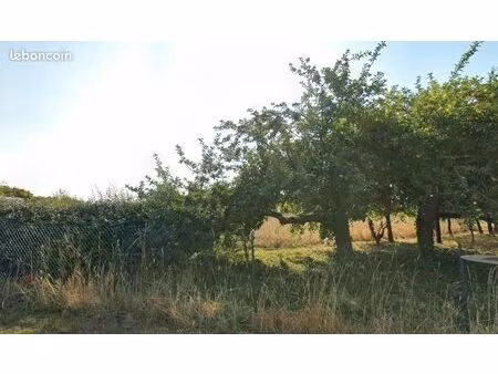 terrain constructible bel environnement entre loches et chambourg sur indre