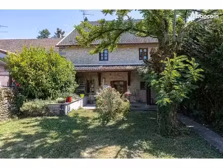 maison 4 pièces 136 m²