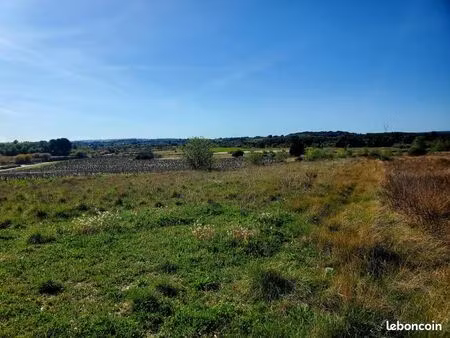 terrain 435 m² loupian