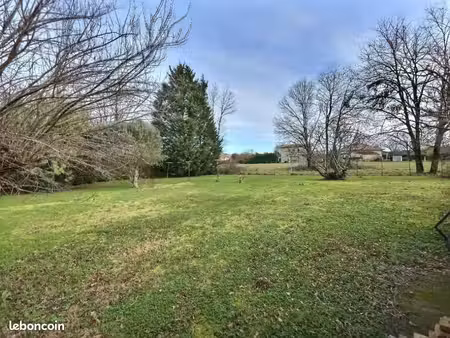 terrain 900 m² saint etienne de tulmont