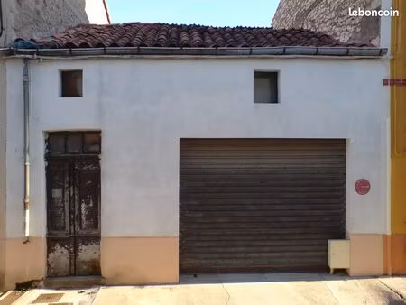 immeuble 75m² centre carmaux très gros travaux à faire