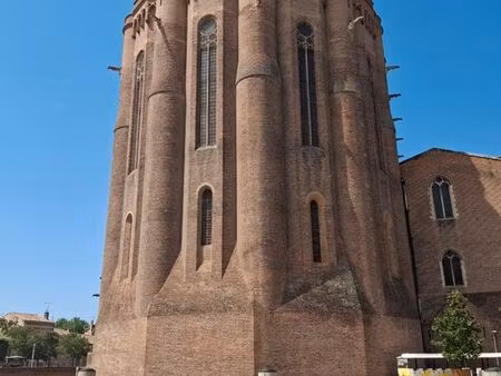 fond de commerce place cathédrale