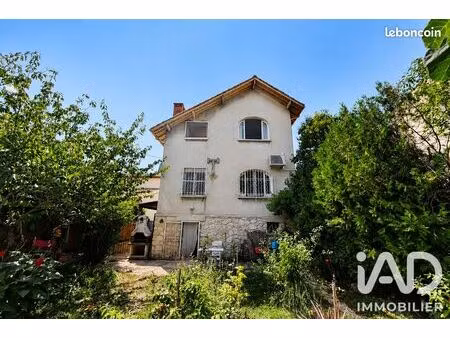 maison 5 pièces 92 m²