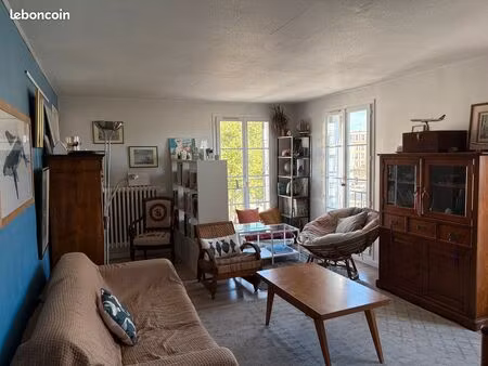 t2 à vendre