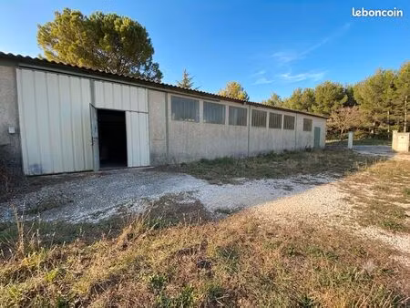 bureaux 240 m² morieres les avignon
