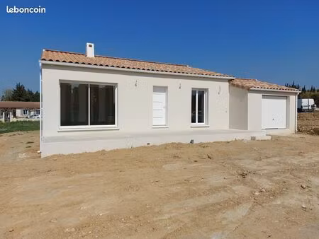 projet de construction d'une maison 90 m² avec terrain à claret (34)