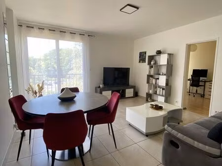 appartement 4 pièces 70 m²