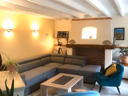 maison cosy avec terrasse et grand garage