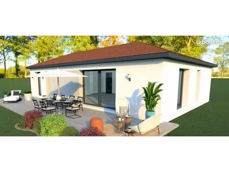 maison 90 m² avec terrain à four (38)