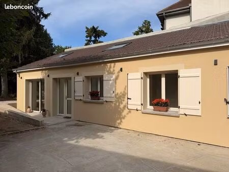 maison neuve de plain pied en centre-ville