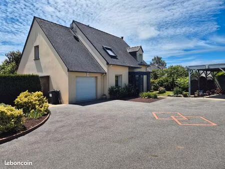 maison 6 pièces 140 m²