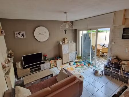 jolie maison de ville
