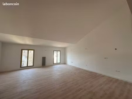 superbe t4 de 107 m² rénové à neuf avec salon cathédrale & mezzanine – cœur de pignan
