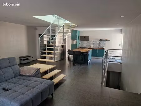 maison 152m2 terrasse piscine double garage  studio indépendant
